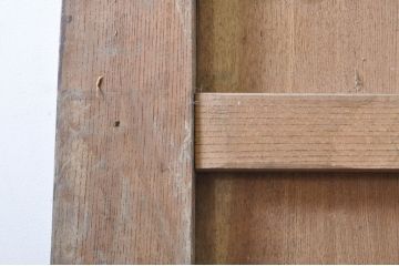 アンティーク建具　新潟産　総欅(ケヤキ)材1枚板　漆塗り　厚手　重厚感のある佇まいが魅力の蔵戸1枚(引き戸、玄関戸、一枚板)(R-069030)