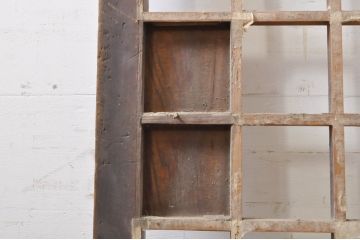 アンティーク建具　和の雰囲気を高める升目(マス目)格子蔵戸1枚(きつね格子、狐格子、引き戸、格子戸、障子戸)(R-069031)