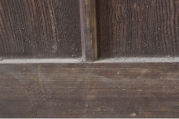 アンティーク建具　和の雰囲気を高める升目(マス目)格子蔵戸1枚(きつね格子、狐格子、引き戸、格子戸、障子戸)(R-069031)