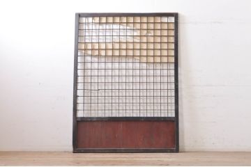 アンティーク建具　和モダンなお部屋作りにおすすめな大きな幅広障子戸1枚(きつね格子、狐格子、引き戸、格子戸、升目、マス目)(R-069032)
