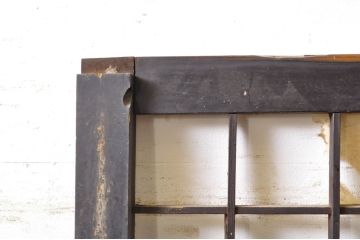 アンティーク建具　和モダンなお部屋作りにおすすめな大きな幅広障子戸1枚(きつね格子、狐格子、引き戸、格子戸、升目、マス目)(R-069032)