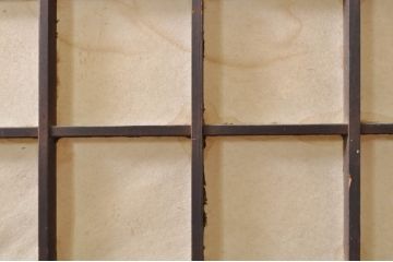 アンティーク建具　和モダンなお部屋作りにおすすめな大きな幅広障子戸1枚(きつね格子、狐格子、引き戸、格子戸、升目、マス目)(R-069032)