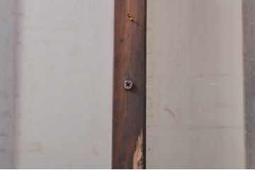アンティーク建具　しっかりしたフレームの格子入りガラス戸1枚(引き戸、格子戸)(R-069033)