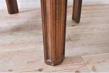 中古　DREXEL HERITAGE(ドレクセルヘリテイジ)　気品ある佇まいが高級感を醸し出すサイドテーブル(ナイトテーブル、ローテーブル、エンドテーブル、コンソールテーブル、電話台、飾り台、花台)(R-069037)