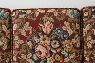 イギリスビンテージ　ERCOL(アーコール)　優雅でクラシカルな雰囲気を高める3人掛けソファ(アームソファ、3Pソファ、三人掛け、ヴィンテージ、英国、北欧)(R-069039)