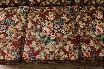 イギリスビンテージ　ERCOL(アーコール)　優雅でクラシカルな雰囲気を高める3人掛けソファ(アームソファ、3Pソファ、三人掛け、ヴィンテージ、英国、北欧)(R-069039)