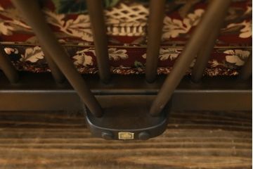 イギリスビンテージ　ERCOL(アーコール)　優雅でクラシカルな雰囲気を高める3人掛けソファ(アームソファ、3Pソファ、三人掛け、ヴィンテージ、英国、北欧)(R-069039)