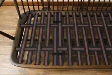 イギリスビンテージ　ERCOL(アーコール)　優雅でクラシカルな雰囲気を高める3人掛けソファ(アームソファ、3Pソファ、三人掛け、ヴィンテージ、英国、北欧)(R-069039)