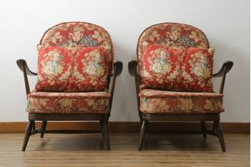 イギリスビンテージ　ERCOL(アーコール)　優雅でクラシカルな雰囲気を高める1人掛けソファ2脚セット(アームチェア、1Pソファ、一人掛け、椅子、イス、ヴィンテージ、英国)(R-069040)