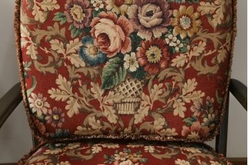 イギリスビンテージ　ERCOL(アーコール)　優雅でクラシカルな雰囲気を高める1人掛けソファ2脚セット(アームチェア、1Pソファ、一人掛け、椅子、イス、ヴィンテージ、英国)(R-069040)