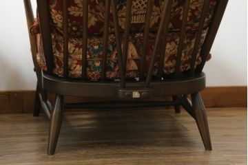 イギリスビンテージ　ERCOL(アーコール)　優雅でクラシカルな雰囲気を高める1人掛けソファ2脚セット(アームチェア、1Pソファ、一人掛け、椅子、イス、ヴィンテージ、英国)(R-069040)
