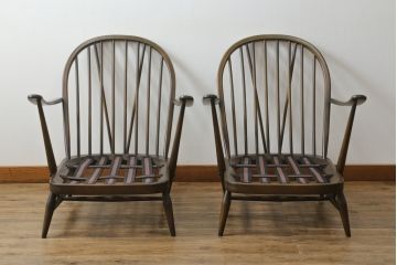 イギリスビンテージ　ERCOL(アーコール)　優雅でクラシカルな雰囲気を高める1人掛けソファ2脚セット(アームチェア、1Pソファ、一人掛け、椅子、イス、ヴィンテージ、英国)(R-069040)