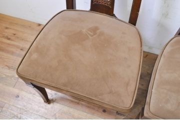 中古　DREXEL HERITAGE(ドレクセルヘリテイジ)　TRIUNE(トライユン)　落ち着いた色合いが魅力的なクラシカルな佇まいのダイニングチェア4脚セット(サイドチェア、椅子、イス)(R-069042)