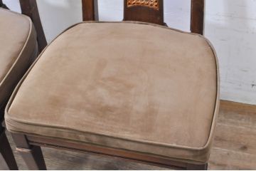 中古　DREXEL HERITAGE(ドレクセルヘリテイジ)　TRIUNE(トライユン)　落ち着いた色合いが魅力的なクラシカルな佇まいのダイニングチェア4脚セット(サイドチェア、椅子、イス)(R-069042)