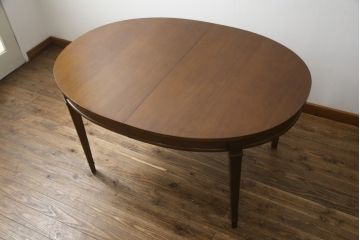 中古　DREXEL HERITAGE(ドレクセルヘリテイジ)　Triune(トライユン)　品のある佇まいが魅力のダイニングテーブル(エクステンションテーブル、食卓、4人掛け、6人掛け、8人掛け)(R-069044)
