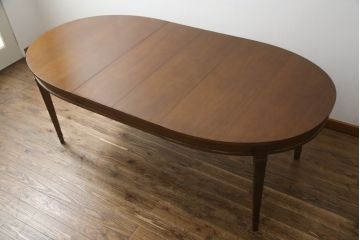 中古　DREXEL HERITAGE(ドレクセルヘリテイジ)　Triune(トライユン)　品のある佇まいが魅力のダイニングテーブル(エクステンションテーブル、食卓、4人掛け、6人掛け、8人掛け)(R-069044)