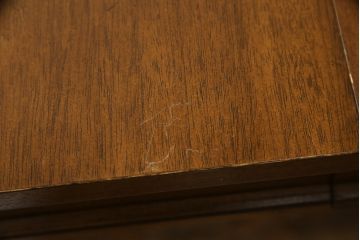 中古　DREXEL HERITAGE(ドレクセルヘリテイジ)　Triune(トライユン)　品のある佇まいが魅力のダイニングテーブル(エクステンションテーブル、食卓、4人掛け、6人掛け、8人掛け)(R-069044)