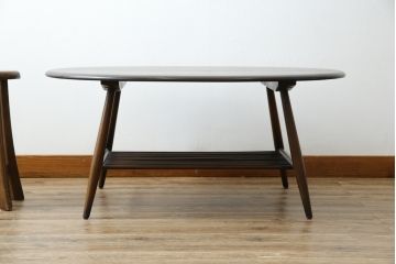 イギリスビンテージ　希少モデル　ERCOL(アーコール)　クラシカルな雰囲気漂うオーバル型ローテーブル(リビングテーブル、センターテーブル、楕円、英国、ヴィンテージ)(R-069048)