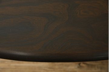 イギリスビンテージ　希少モデル　ERCOL(アーコール)　クラシカルな雰囲気漂うオーバル型ローテーブル(リビングテーブル、センターテーブル、楕円、英国、ヴィンテージ)(R-069048)
