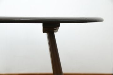 イギリスビンテージ　希少モデル　ERCOL(アーコール)　クラシカルな雰囲気漂うオーバル型ローテーブル(リビングテーブル、センターテーブル、楕円、英国、ヴィンテージ)(R-069048)