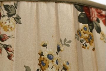 ビンテージ照明　オーク材　落ち着いた色合いの花柄シェードが素敵なフロアスタンド(スタンドライト、スタンド照明、間接照明、ヴィンテージ)(R-069050)