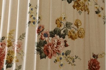 ビンテージ照明　オーク材　落ち着いた色合いの花柄シェードが素敵なフロアスタンド(スタンドライト、スタンド照明、間接照明、ヴィンテージ)(R-069050)