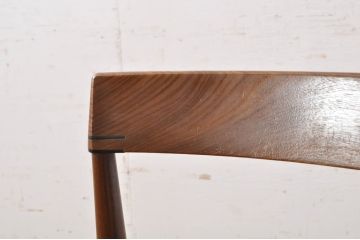 デンマークビンテージ　激レア　ハンス・オルセン(HANS OLSEN)デザイン　フェイクレザー(合皮)　機能美に優れた美しいデザインのダイニングテーブルとチェア4脚セット(エクステンションテーブル、拡張式テーブル、4人掛け、ダイニングチェア、椅子、イス、いす、スタッキング、ヴィンテージ、北欧)(R-069052)