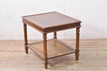 中古　DREXEL HERITAGE(ドレクセルヘリテイジ)　補助テーブル付きのクラシカルなサイドテーブル(ローテーブル、コーヒーテーブル、エンドテーブル、ナイトテーブル、飾り台)(R-069054)
