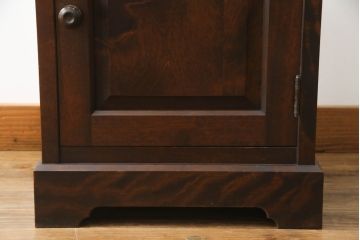 中古　北海道民芸家具　シックなお部屋にも似合う電話台(サイドテーブル、ナイトテーブル、花台、収納棚)(R-069059)
