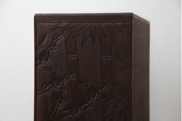 中古　美品　伝統工芸　日光彫り　細部まで施された彫りが美しい小引き出し(卓上収納、小物収納)(R-069061)
