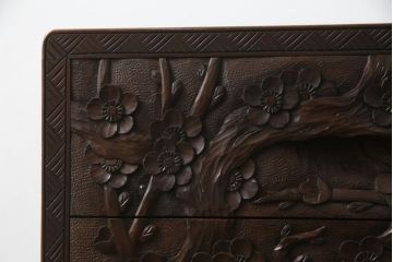 中古　美品　伝統工芸　日光彫り　細部まで施された彫りが美しい小引き出し(卓上収納、小物収納)(R-069061)