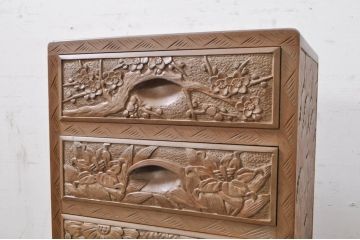 中古　美品　伝統工芸　安田昇泉作　日光彫り　細部まで施された彫りが美しい小引き出し(卓上収納、小物収納)(R-069062)