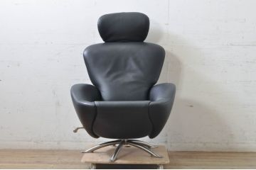 中古　Cassina(カッシーナ)　K10 DODO(ドド)　洗練されたモダンデザインが目を引くシェーズロング(リクライニングチェア、アームチェア、椅子、イス、一人掛けソファ、1人掛けソファ)(定価約104万5千円)(R-069067)