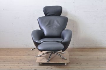 中古　Cassina(カッシーナ)　K10 DODO(ドド)　洗練されたモダンデザインが目を引くシェーズロング(リクライニングチェア、アームチェア、椅子、イス、一人掛けソファ、1人掛けソファ)(定価約104万5千円)(R-069067)