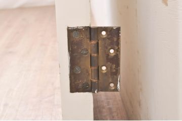 ヨーロッパアンティーク　ペイント仕上げ限定　ヨーロッパ調の空間作りにおすすめな重厚なパネルドア1枚(建具、木製扉)(R-069070)