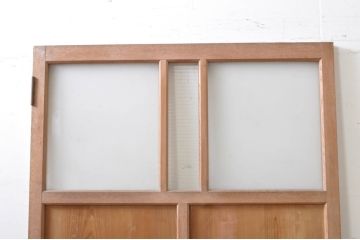 アンティーク建具　栗材枠の木味が魅力的などこか懐かしい雰囲気漂うドア1枚(木製扉)(R-069073)