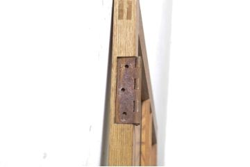 アンティーク建具　栗材枠の木味が魅力的などこか懐かしい雰囲気漂うドア1枚(木製扉)(R-069073)