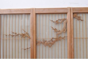 ビンテージ建具　両面ガラス　梅の彫刻入り書院戸(窓)4枚セット(ヴィンテージ、引き戸、ガラス戸)(R-069074)