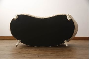 中古　カリモク家具(karimoku)　domani(ドマーニ)　Louis(ルイ)XVシリーズ　優しい雰囲気を醸し出すカウチソファ(二人掛け、2P、長椅子、店舗什器)(R-069086)