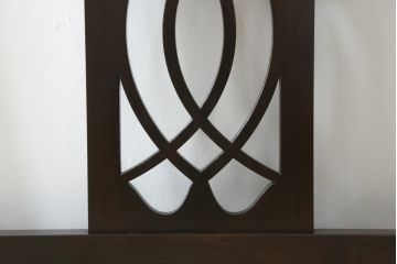 中古　ラフジュ工房オリジナル　大正ロマン風　透かし彫りのデザインと華やかなファブリックが素敵なソファベンチ(ラブソファ、二人掛けソファ、2人掛けソファ、2P、アームソファ、ダイニングソファ)(R-069087)