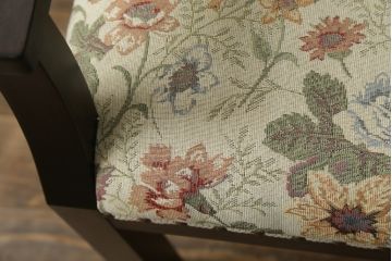 中古　ラフジュ工房オリジナル　大正ロマン風　透かし彫りのデザインと華やかなファブリックが素敵なソファベンチ(ラブソファ、二人掛けソファ、2人掛けソファ、2P、アームソファ、ダイニングソファ)(R-069087)