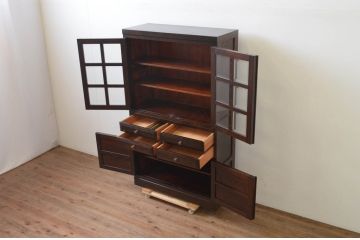 和製ビンテージ　特注品　松本民芸家具　落ち着きのある洗練された佇まいが魅力の面取食器棚(G-1型、カップボード、収納棚、戸棚、キャビネット、本箱)(定価約57万円)(R-069096)