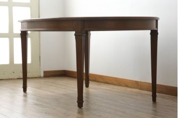 中古　DREXEL HERITAGE(ドレクセルヘリテイジ)　Triune(トライユン)　品のある佇まいが魅力のダイニングテーブル(エクステンションテーブル、食卓、4人掛け、6人掛け、8人掛け)(R-069097)