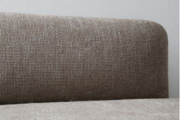 中古　美品　イタリア　Molteni&C(モルテーニ)　CAMDEN(カムデン)　優雅なくつろぎのひと時におすすめなソファ(二人掛け、2人掛け、2P、三人掛け、3人掛け、トリプルソファ)(定価約585,000円)(R-069098)