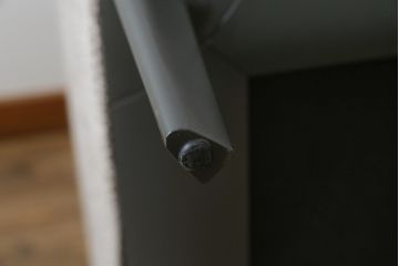 中古　美品　イタリア　Molteni&C(モルテーニ)　CAMDEN(カムデン)　優雅なくつろぎのひと時におすすめなソファ(二人掛け、2人掛け、2P、三人掛け、3人掛け、トリプルソファ)(定価約585,000円)(R-069098)