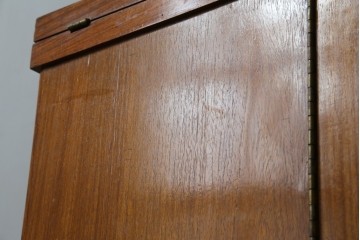 ヨーロッパヴィンテージ　チーク材　ワインラックに活躍!クラシカルなデザインが素敵なサーバー　(R-069111)