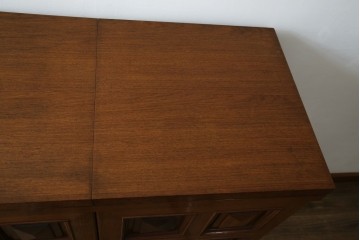 ヨーロッパヴィンテージ　チーク材　ワインラックに活躍!クラシカルなデザインが素敵なサーバー　(R-069111)