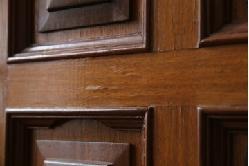 ヨーロッパヴィンテージ　チーク材　ワインラックに活躍!クラシカルなデザインが素敵なサーバー　(R-069111)