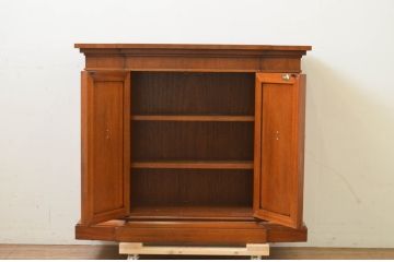 中古　美品!!　DREXEL HERITAGE(ドレクセルヘリテイジ)　FRANCESCA(フランチェスカ)　マホガニー材　クラシカルな佇まいが美しいサイドボード(クレデンザ、クリデンザ、収納棚、戸棚、サイドキャビネット、ホールチェスト)(R-069113)