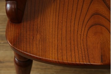 中古　美品!!　松本民芸家具　欅(ケヤキ)材　艶やかな漆塗りと存在感のあるホイールデザインが格好良い大キャプテンチェア　定価約60万円　(R-069114)